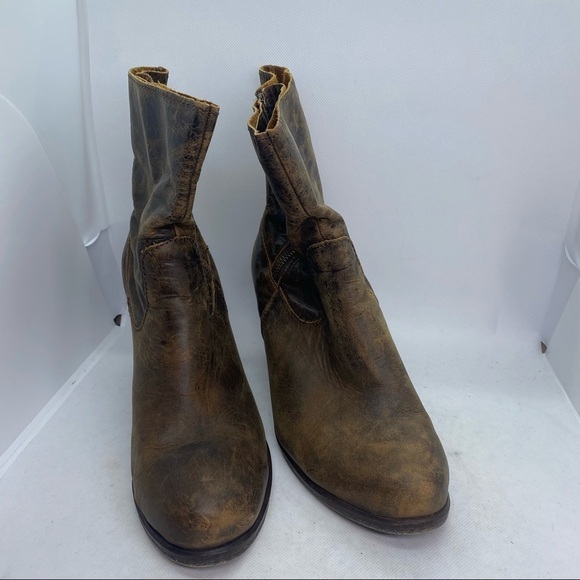 Corral Western Brown Calf Ankle Bootie - Picture 2 of 6